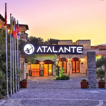 Atalante كاس